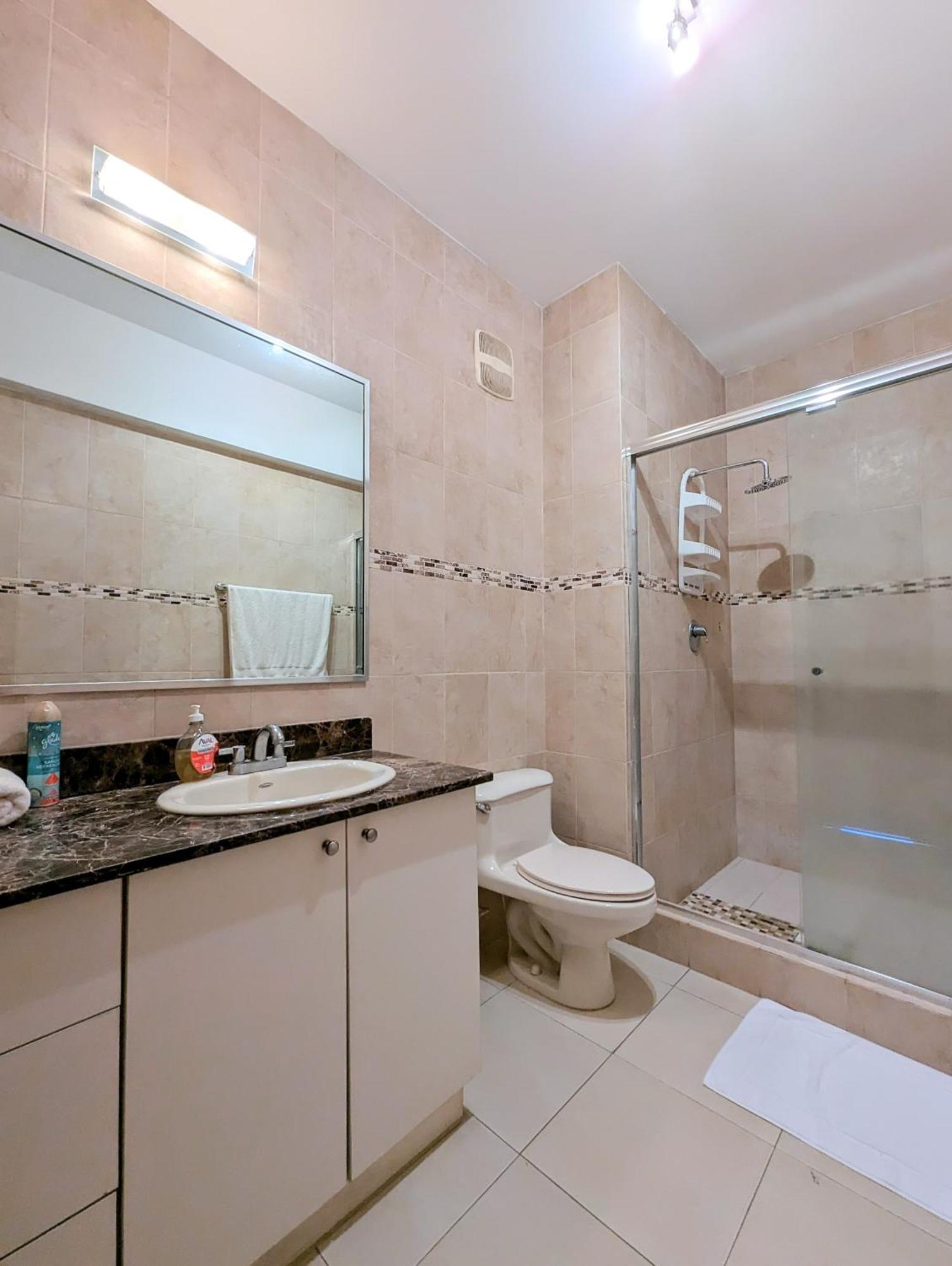 Yc 3602 L Apartamento 2Br En Av Balboa 파나마시티 외부 사진